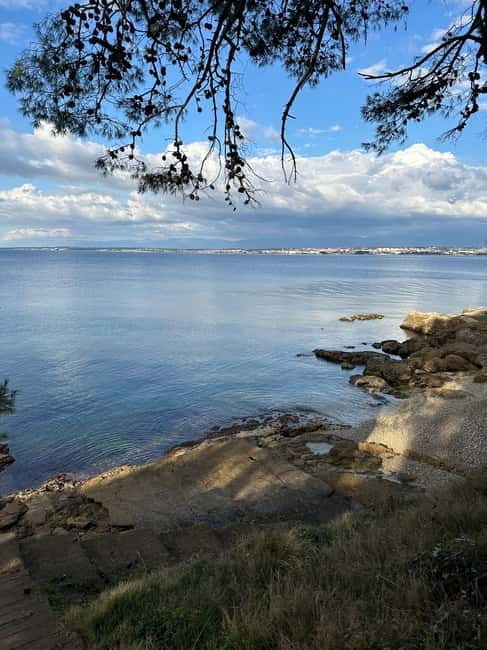 Zadar: Half-day trip wooden boat with drinks - ALL INCLUSIVE - Who should book this boat trip?