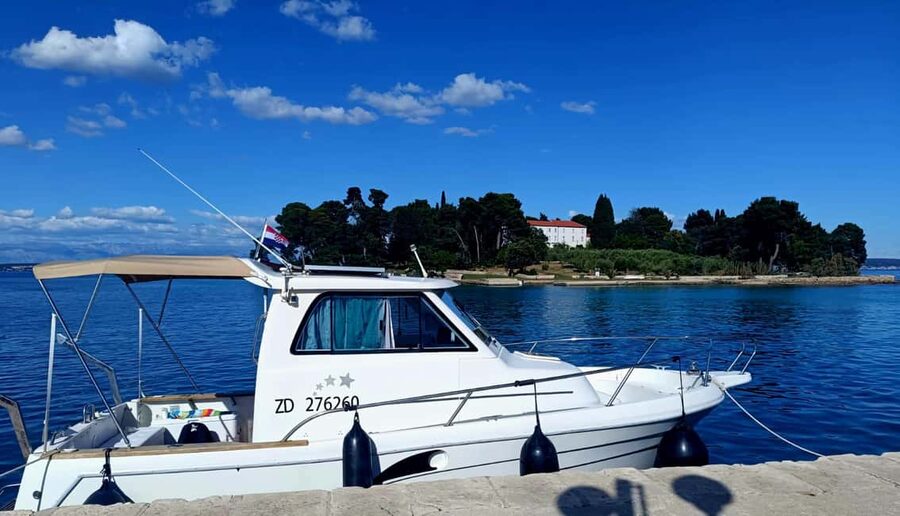Zadar: Islands & Lagoons Tour with Drinks and ECO fruits... - Galovec and the blue-water swim stops