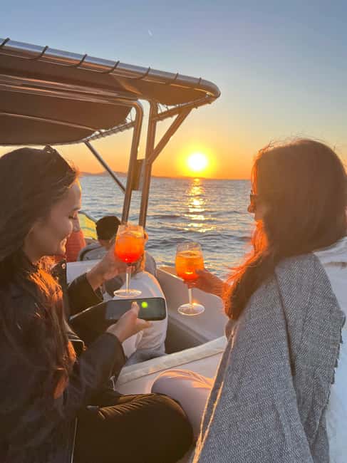 Zadar: Sunset Boat Tour with Aperol Spritz - The 15-minute sunset pause