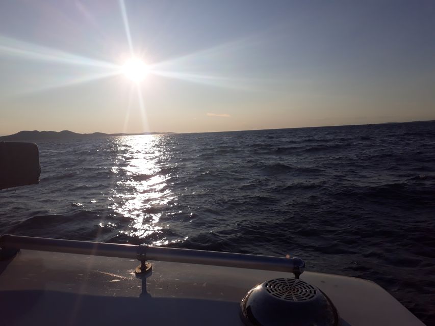 Zadar Sunset Boat Tour - What happens during the one-hour ride