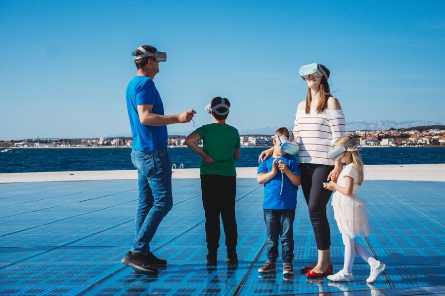 Zadar: Virtual Reality Guided History Walking Tour - Is $35 a fair price?
