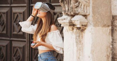 Virtual Reality Guided History Walking Tour