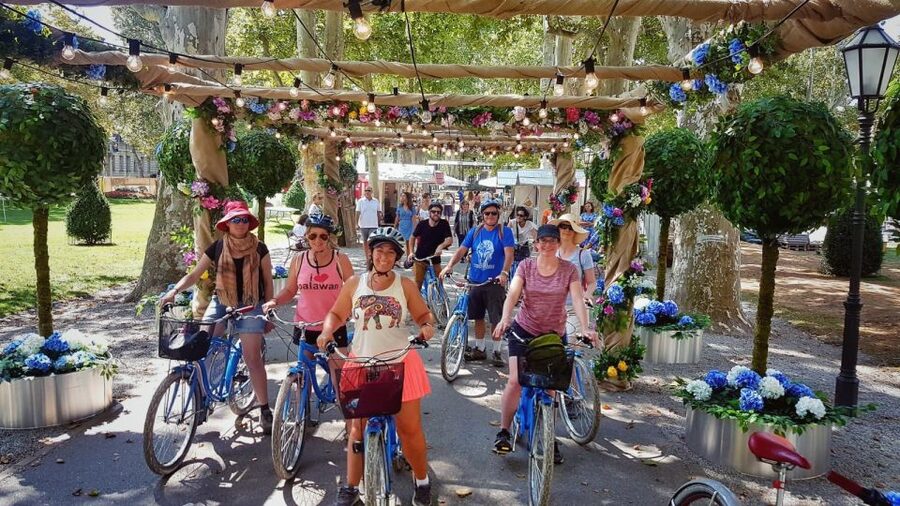 Zagreb: 2.5-Hour Highlights Bike Tour - The Green Horseshoe and the city’s grand squares