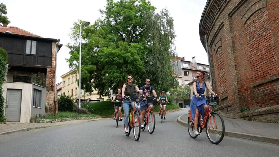 Zagreb: 3–Hour Classic Bike Tour - Krvavi Most and the Upper Town legends