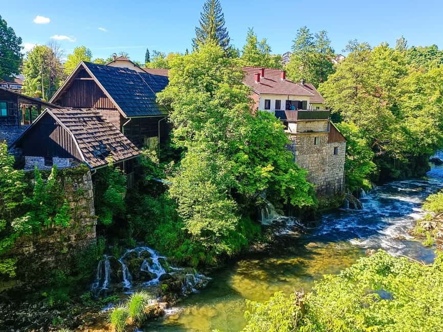 Zagreb: Plitvice with Ticket & Rastoke Tour for Max 8 people - Season, Weather, and What to Pack
