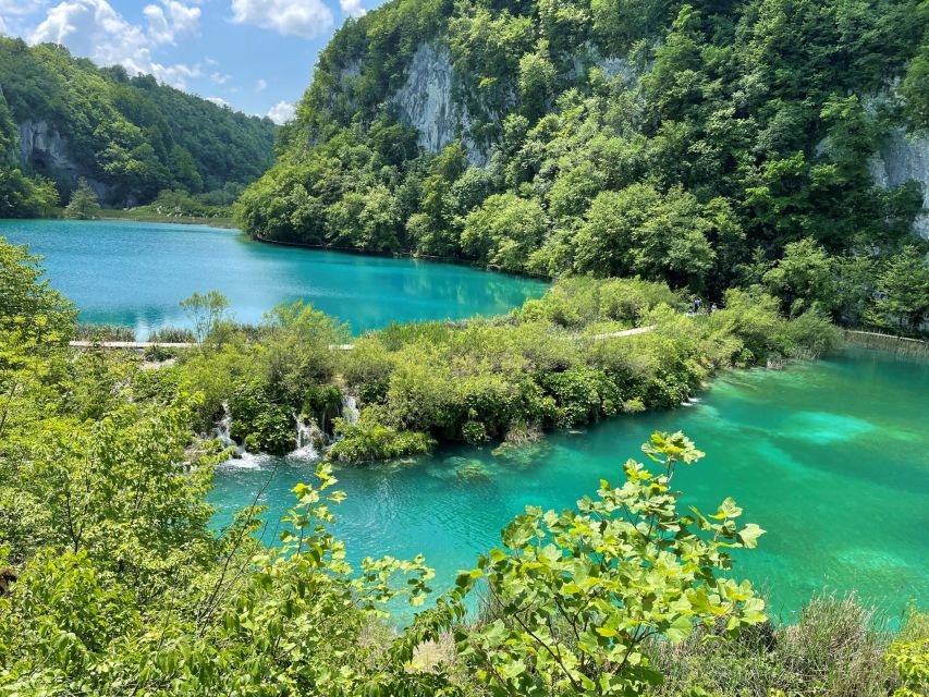 Zagreb: Rastoke & Plitvice Lakes Guided Tour with Ticket - Lake Kozjak by electric boat