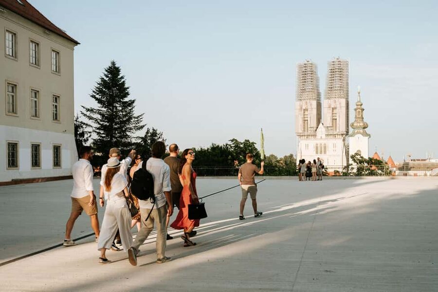 Zagreb: Restaurants, Food & Old Town Walking Tour - St. Mark’s Square and Gradec’s old defenses