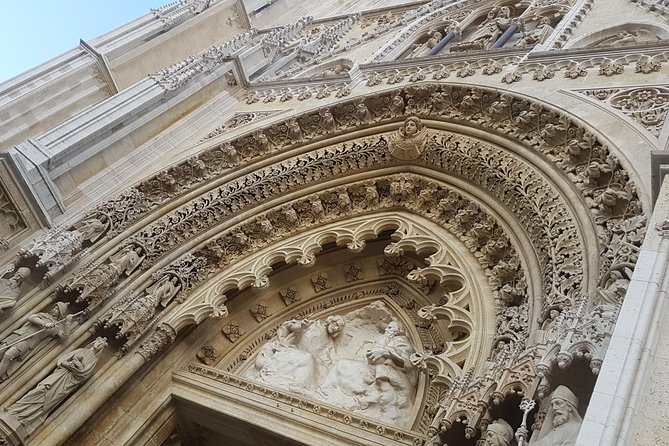 Zagreb Unveiled: Private walking tour with a local guide - Tkalciceva Street and the Everyday Side of Zagreb